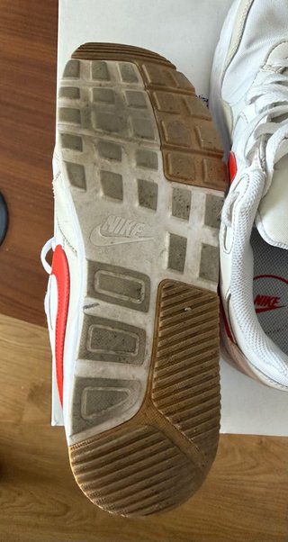 Nike Air Max SC Blancas y Rojas en buen estado