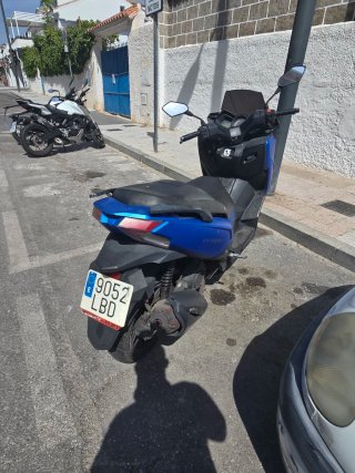 Wottan Storm Maxi Scooter Azul 21.500km URGE VENTA