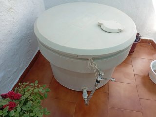 Depósito agua 300L