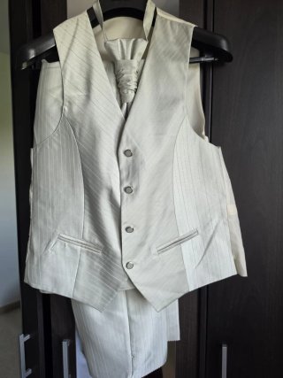 Traje de hombre P.M.U. cerimonia beige