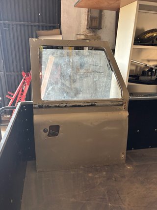 Puerta delantera Derecha Land Rover 109