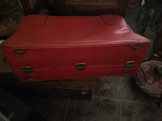 Maleta piel vintage roja - Decoración