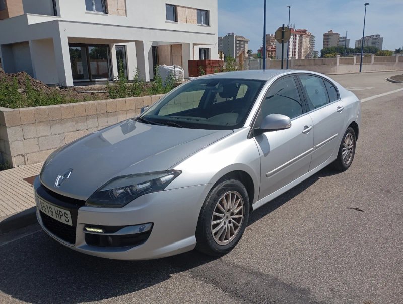 Renault Laguna 2013 - foto 1