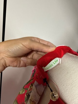 Vestido sin mangas estampado floral