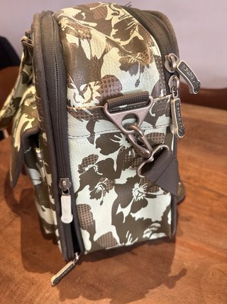 Maleta Animal floral verde y claros