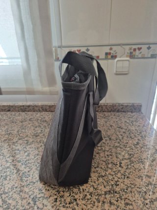 Bolsa Hermética IRIS Negra y Gris