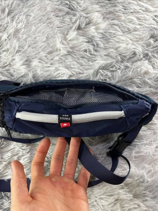 On Running 2L waist pack