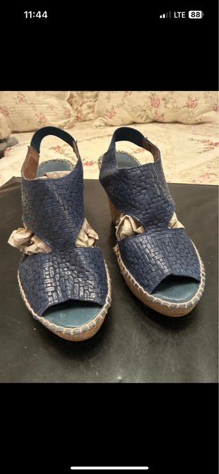 Sandalias de piel azul Talla 38