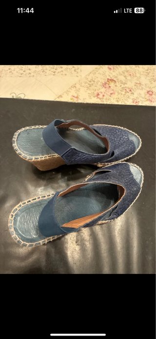 Sandalias de piel azul Talla 38
