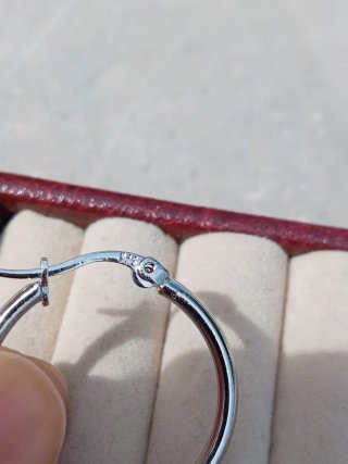 Pendientes de aro con sello 925