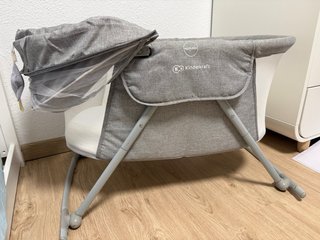 Mini cuna Kinderkraft gris