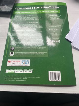 Competence Evaluation Tracker libro para practicar