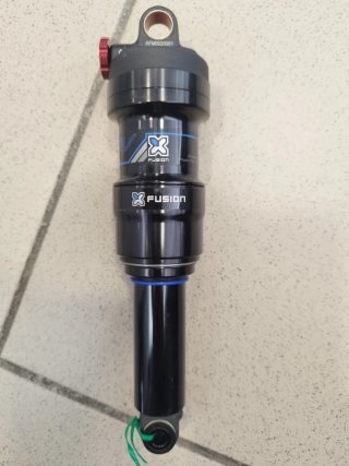 Amortecedor X-Fusion a ar para bicicleta
