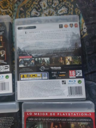 Lote 4 juegos PS3: Skyrim, Deus Ex, L.A. Noire, He