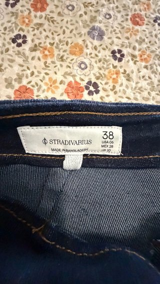 Pantalón Stradivarius Talla 38