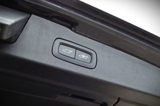 Volvo V60 R-Design exclusive+Navegacion+Full Led+