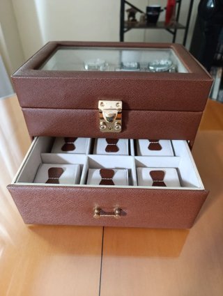 Lote 3 relojes + relojero/joyero
