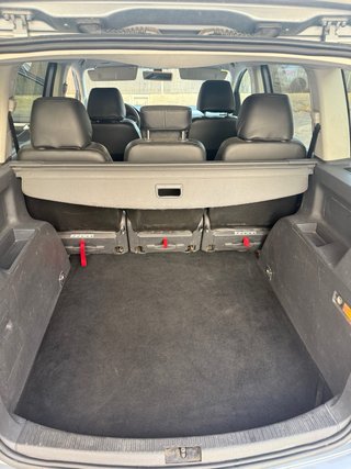 Volkswagen Touran 2010 1.9 TDI
