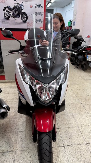 Honda Integra 750 - Perfecto Estado