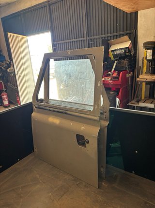 Puerta izquierda delantera Land Rover 109