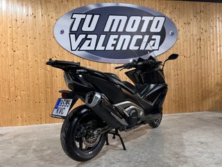 Kymco AK 550 Negro