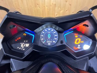 Kymco AK 550 Negro