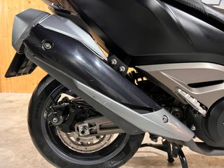 Kymco AK 550 Negro