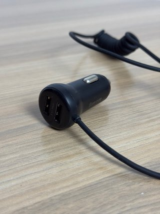 Transmisor Bluetooth Baseus coche + manos libres