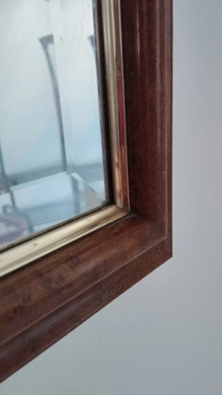 Espejo grande de madera y cristal