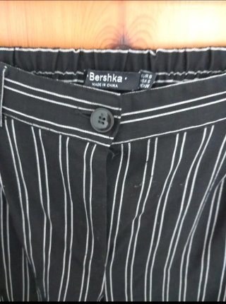 Pantalón Bershka rayas S