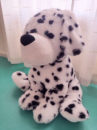 Peluche Dalmata Grande adorable.