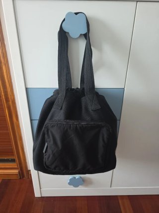 Bolso de deporte Oysho negro