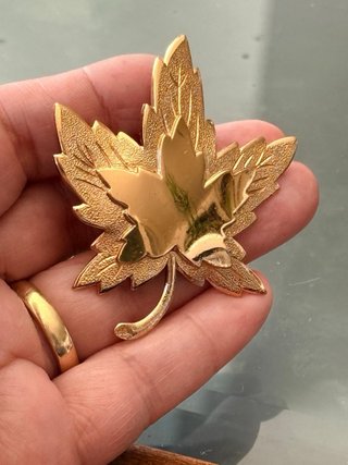 Spilla Monet Foglia Vintage Oro
