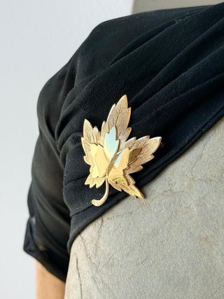 Spilla Monet Foglia Vintage Oro