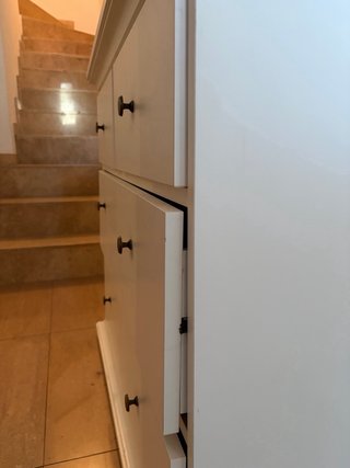 Cajonera blanca de madera