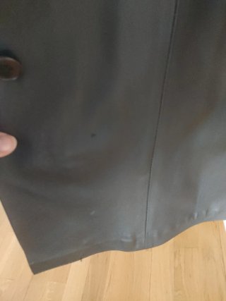 Chaquetón de piel negro