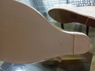 Sandalias cuña esparto beige bordadas