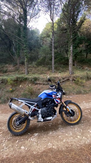 BMW F900GS Adventure Azul