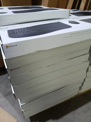 Palet de 69 Teclados de Microsoft Ergonomic RJ0006