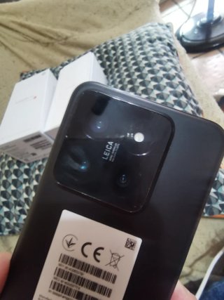 Xiaomi 14 CO-ENGINEERED WITH Leica