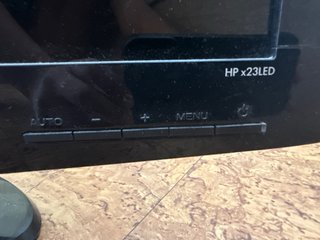 Pantalla HP Negra