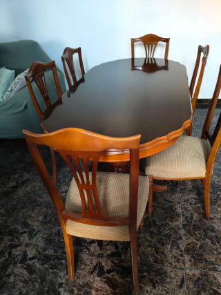 Mesa comedor extensible + 6 sillas madera