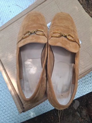 Geoux Mocasines Marrones con Detalle Dorado