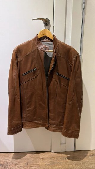 Chaqueta de cuero hecha en Italia