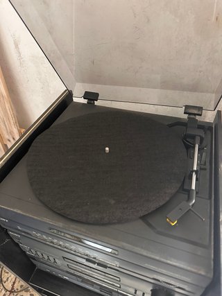 Equipo Sony: Tocadiscos, Radio y Casetera