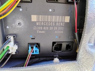 Módulo SAM Dcho Mercedes W209 2098202026(01)