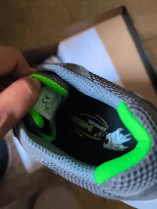 Zapatillas U-Power nuevas grises y verdes verano