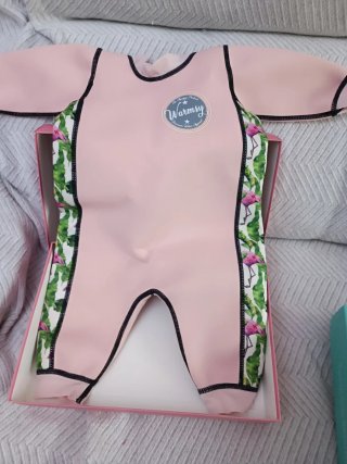 Traje de neopreno para niña