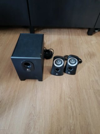 Altavoces Logitech Negros