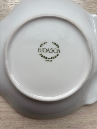 Vajilla Porcelana Blanca Decorada Azul y Oro